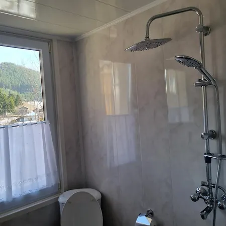 вира ゲストハウス