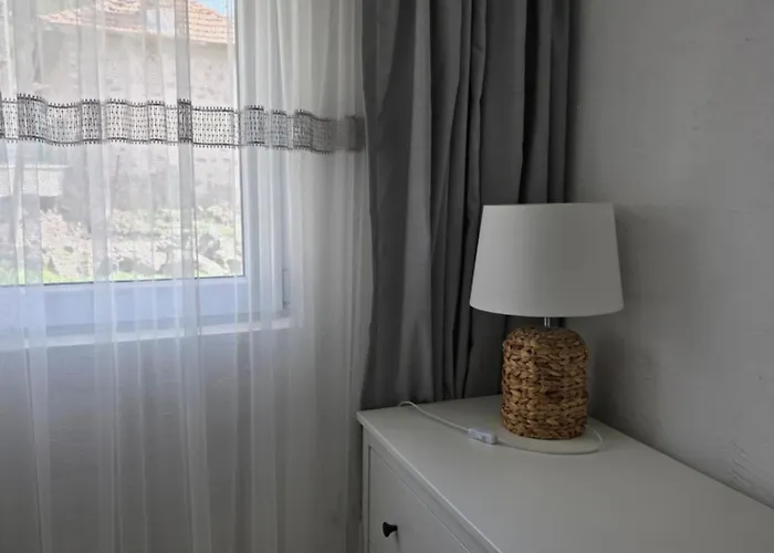 вира ゲストハウス 3*